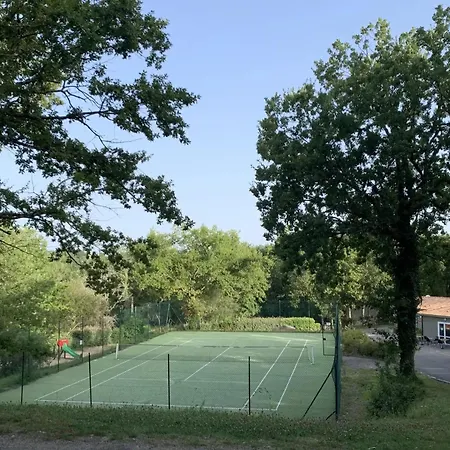 Zecamping 3 Dog Friendly Avec Piscine Couverte Et Chauffee * Monclar-de-Quercy