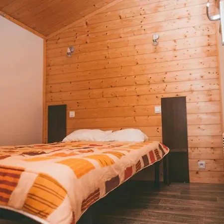 3 Etoiles - Piscine - Eebbib Alpstuga