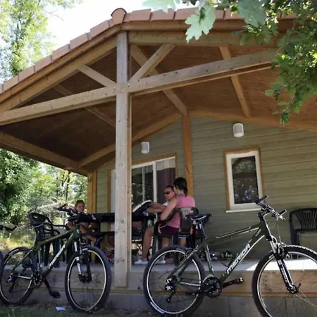 3 étoiles - Piscine - Eebbib Chalet