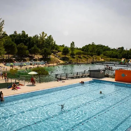 Zecamping 3 Etoiles Piscine Couverte Locatif Tv Lv Clim 35m2 6 Pers