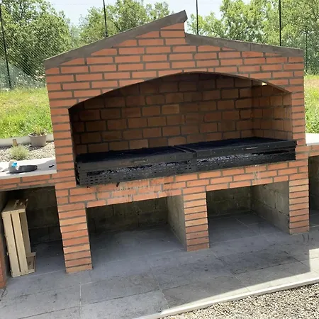 Zecamping 3 Dog Friendly Avec Piscine Couverte Et Chauffée Chalet