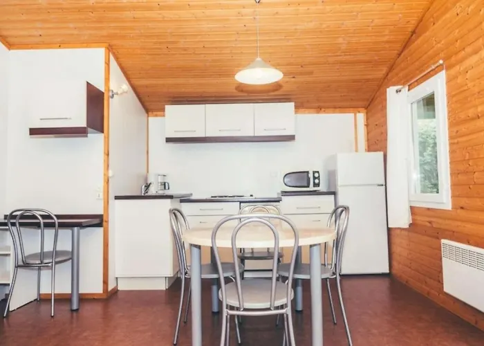 Chalet Zecamping 3 Dog Friendly Avec Piscine Couverte Et Chauffée *